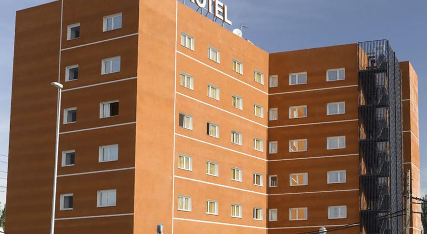 מלון H2 פואנלבראדה מראה חיצוני תמונה
